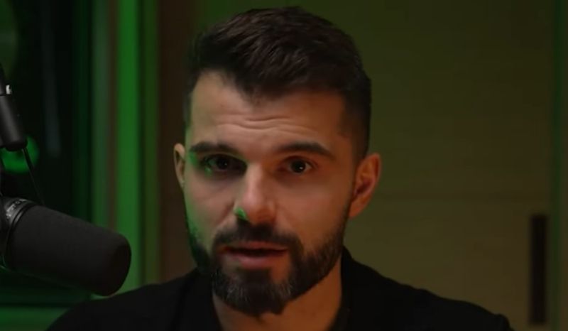 brook hiddink review