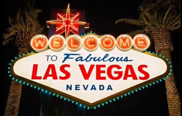picture of the welcome to las vegas sign